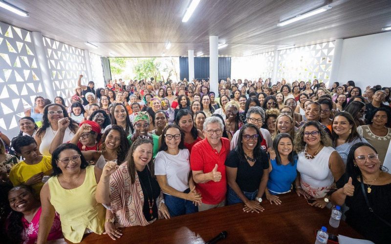 Movimento contra feminicídio sendo realizado por Ivoneide Caetano