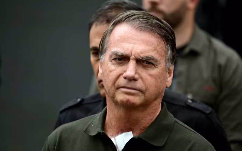 Imagem de Bolsonaro na cadeia