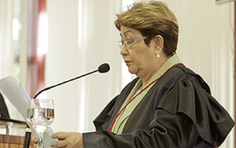 Desembargadora do Pará recebe veículo híbrido enquanto critica situação financeira de colegas