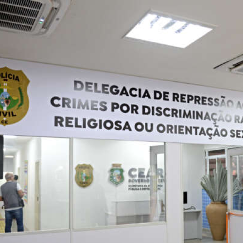 Turista é presa em Salvador após ataque racista contra comerciante no Pelourinho