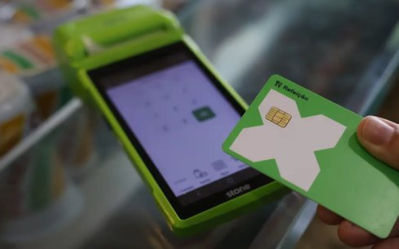 Entram em vigor novas regras para vale-alimentação e vale-refeição em todo o país