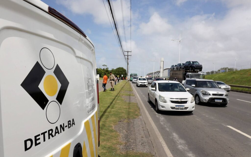 Detran-BA muda ordem da baliza na prova da CNH e anuncia liberação de carros automáticos