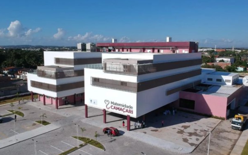 Atraso salarial leva médicos a restringirem atendimentos na Maternidade de Camaçari