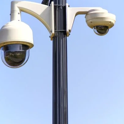 Câmeras de reconhecimento facial prendem mais de 60 foragidos no Carnaval de Salvador 2026
