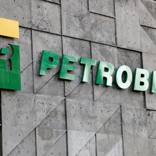 Petrobras descarta desabastecimento, mas mercado prevê pressão nos preços dos combustíveis