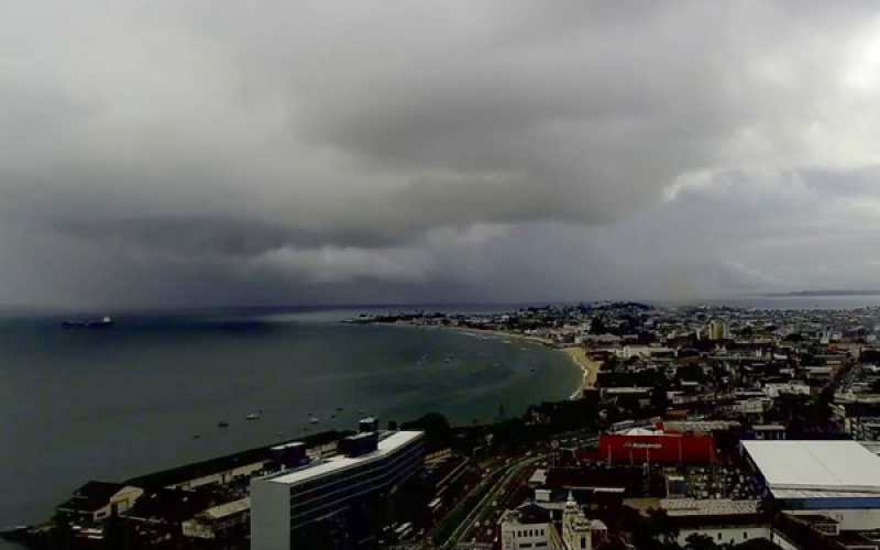 Inmet alerta para chuvas intensas e ventos fortes em dezenas de cidades da Bahia