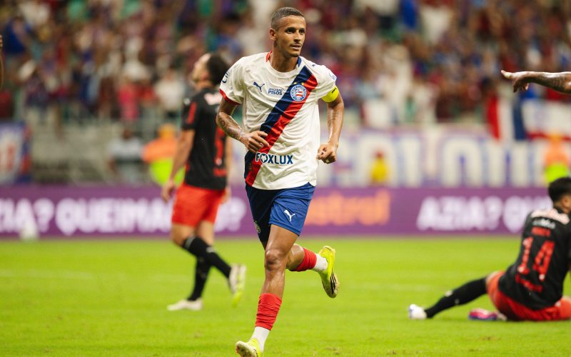 Bahia supera Bragantino com atuação destacada de Luciano Juba