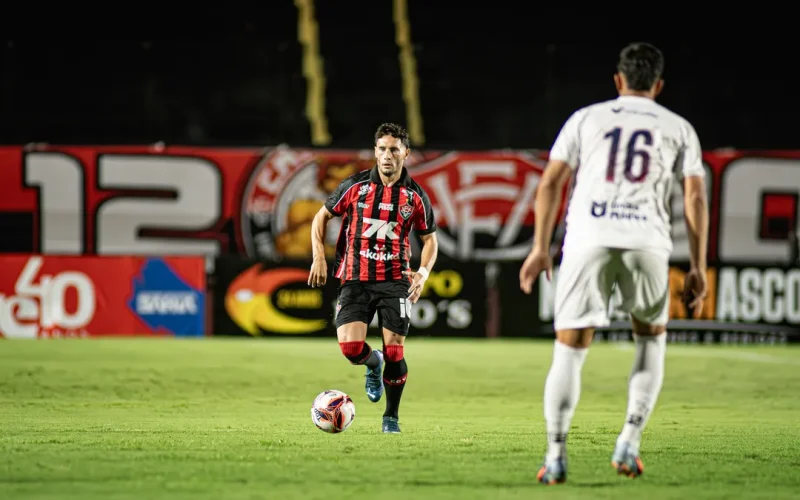 Vitória vence Bahia de Feira no Barradão e assume vice-liderança do Baianão