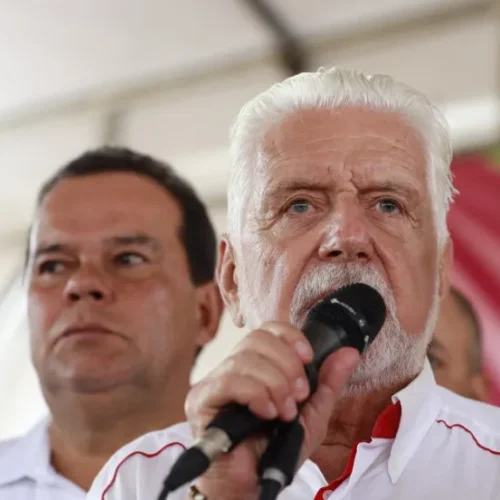 Jerônimo Rodrigues lidera chapa governista na Bahia e grupo define nomes ao Senado